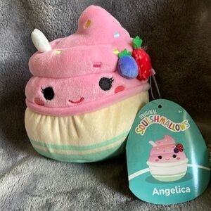 5" Angelica Squishmallow (Scented)